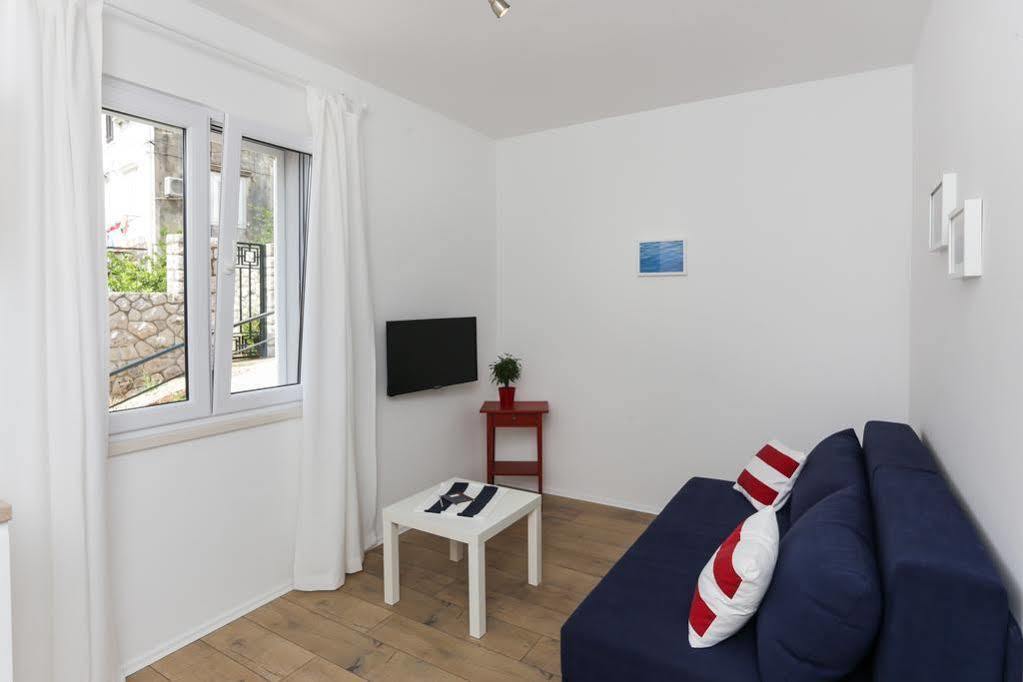 App Karmen With Free Parkig Apartment Porec Exterior photo