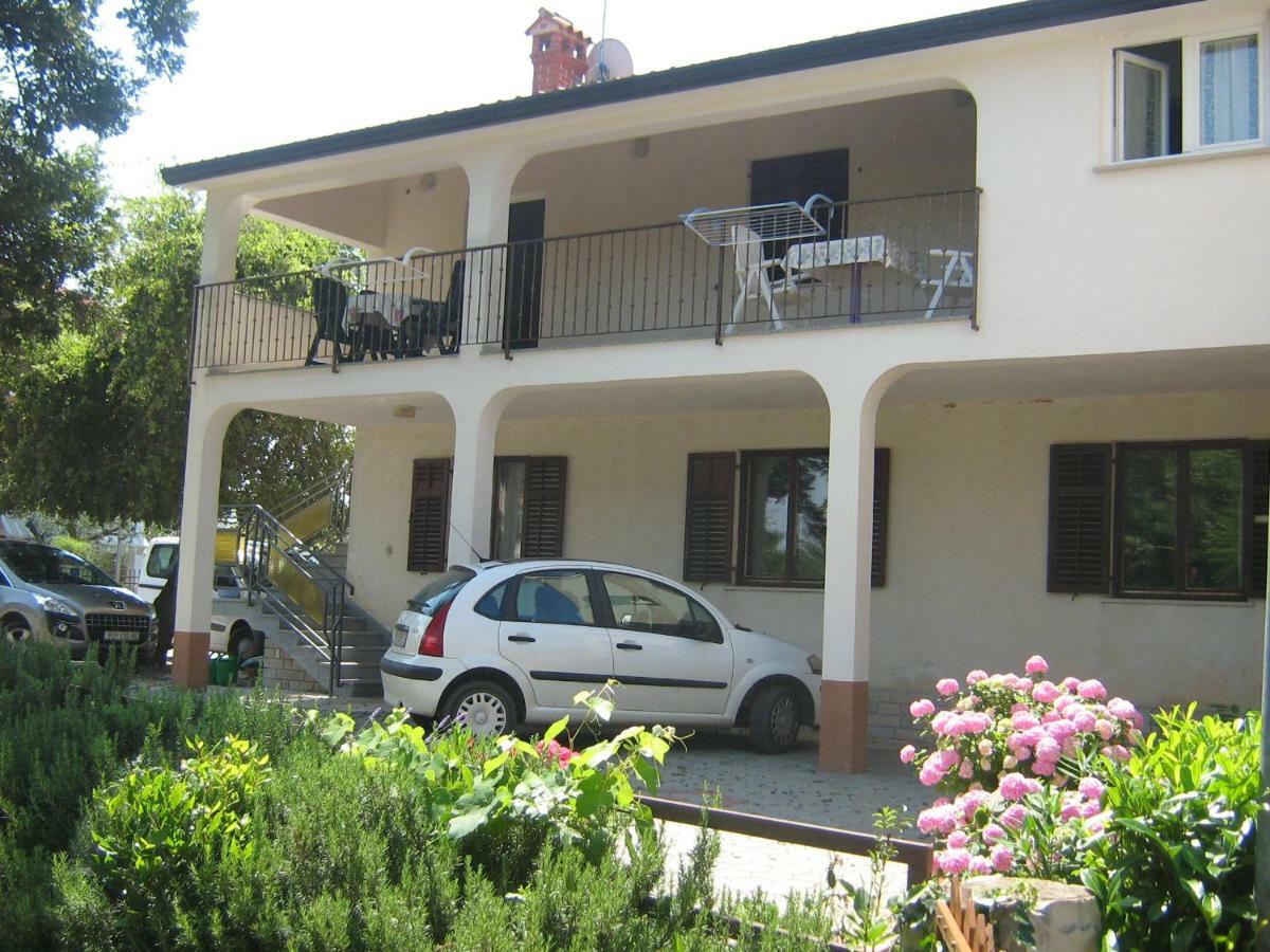 App Karmen With Free Parkig Apartment Porec Exterior photo